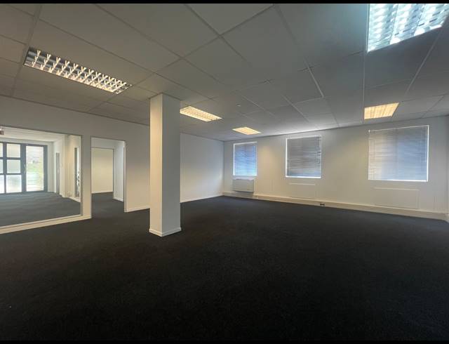 151M² OFFICE TO LET IN MEYERSDAL